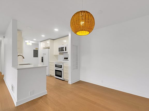 5th image of 6333 Lake Washington Blvd NE APT 305
