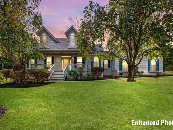 2021 W Brookfield Ct, Bloomington, IN 47404