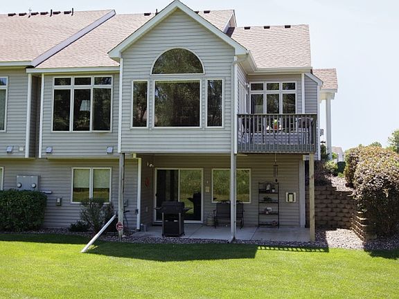 3rd image of 4860 Moon Lake Cir