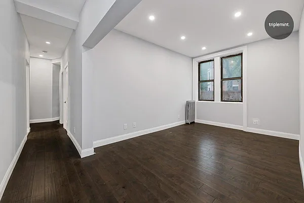 Rented by Triplemint | media 18