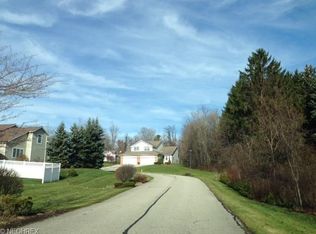 14751 Shannon Ct, Burton, OH 44021