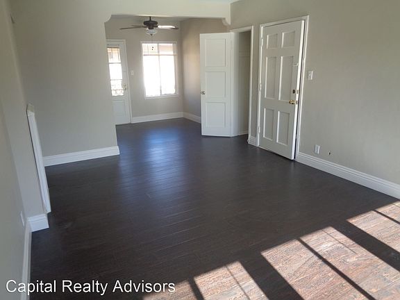 3rd image of 903 E 46th St #7029408