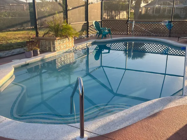 1323 SE 27th Ter, Cape Coral, FL 33904