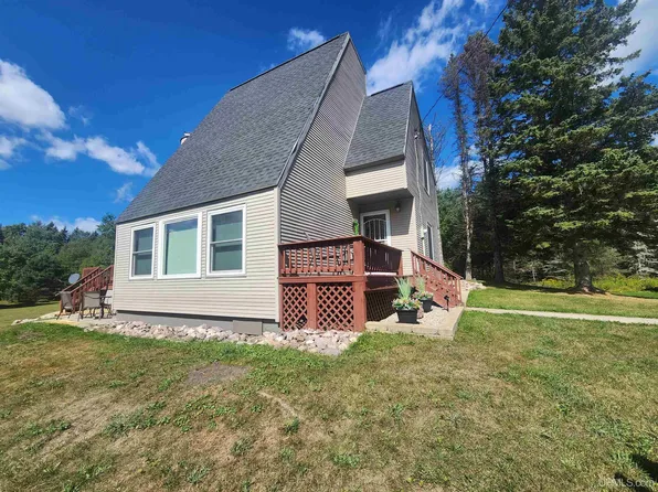 N2751 Us Highway 41, Trenary, MI 49891