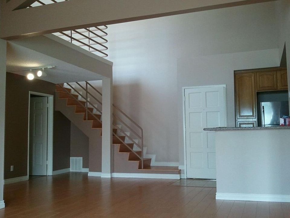 1st image of 1527 9th St APT 302