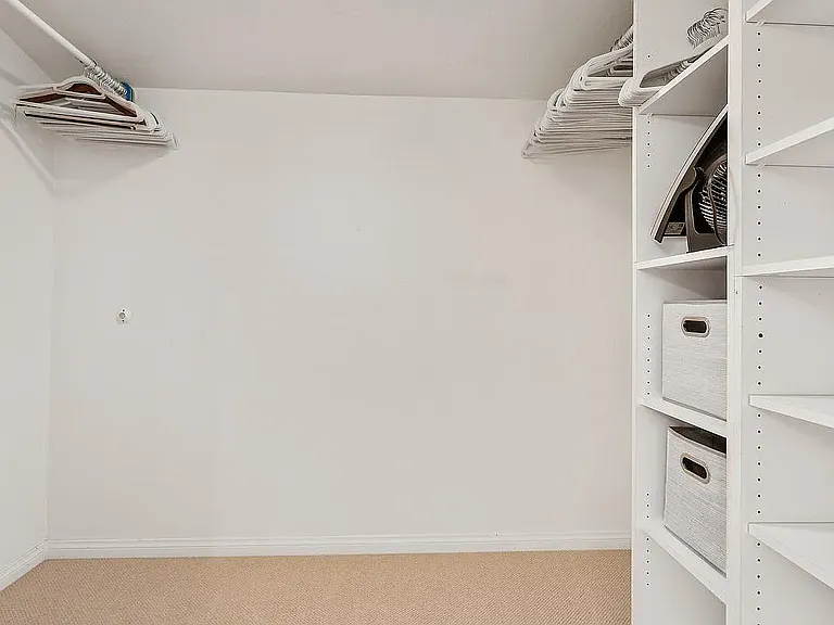 573 S Sierra Ave #6 — Photo 23