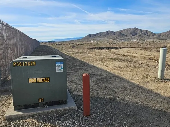 67 Saint W Felsite Lot 2, Rosamond, CA 93560