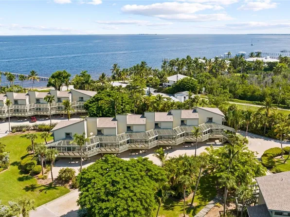 16747 Bocilla Palms Dr #15, Bokeelia, FL 33922