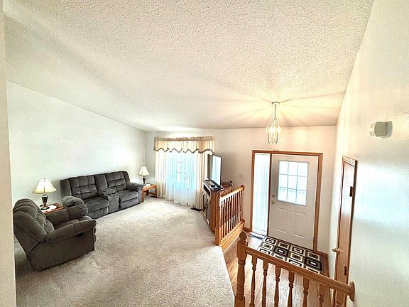 5th image of 10350 Kali Ave NE