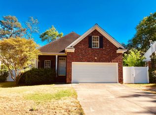 923 Naples Ave, Cayce, SC 29033