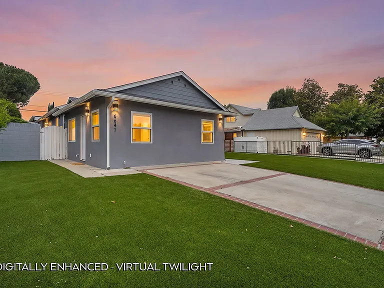 6641 Dannyboyar Ave — Photo 18