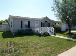 1910 Cavalier Way, Sioux City, IA 51109