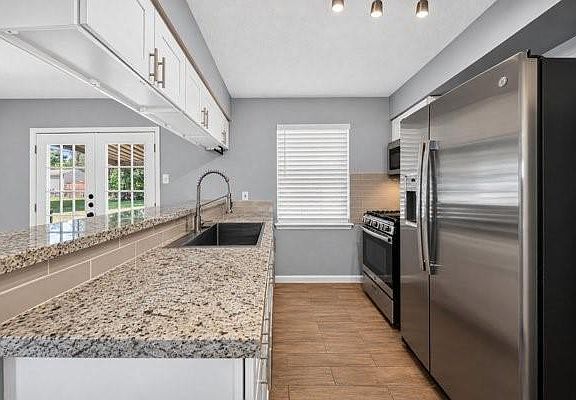 5th image of 201 Inwood Ln