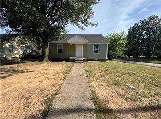 2100 Birnie Ave, Fort Smith, AR 72904