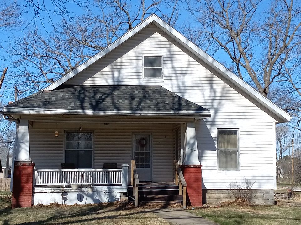 1st image of 309 N 12th St