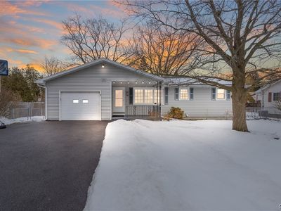 408 Stillwell Cir, East Syracuse, NY, 13057