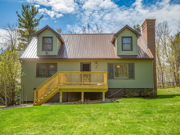 613 Skyline Trl, Chester, MA 01011