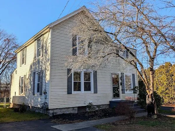 35 Everts Avenue, Queensbury, NY 12804