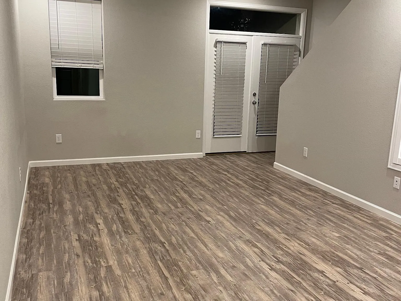 1053 Oak Cir — Photo 3