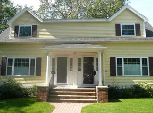 33-35 Holt St, Chelmsford, MA 01824