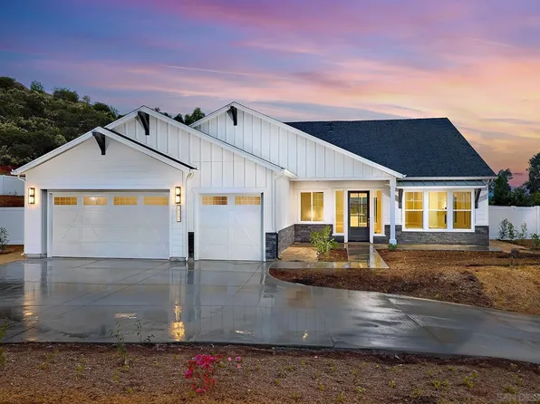 15101 Larchmont St, Poway, CA 92064