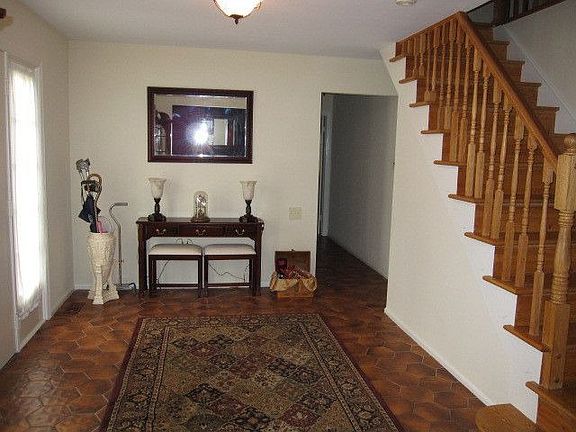 Spacious Foyer