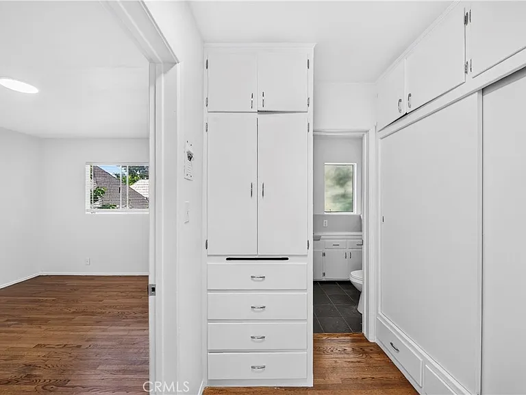 728 Cedar Ave — Photo 7
