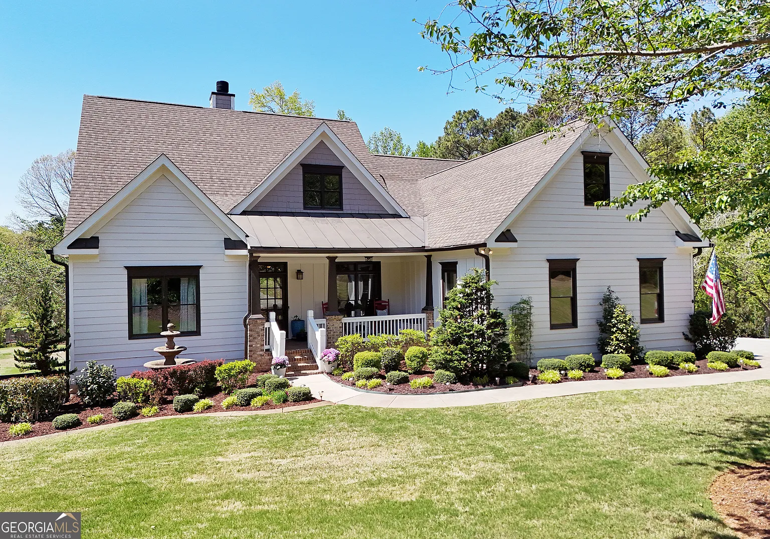 204 Lynn Ln photo 1