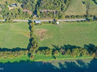 1118 Tazewell Hwy, Sneedville, TN 37869