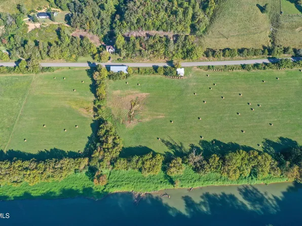 1118 Tazewell Hwy, Sneedville, TN 37869