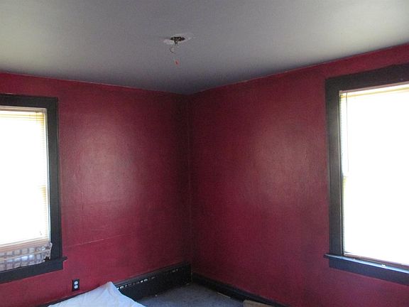 5th image of 4846 Olcott Ave