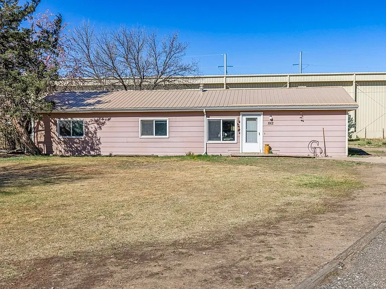 1912 Timberline Ln — Photo 20
