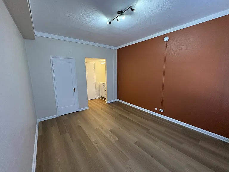 634 15th Street — Photo 20