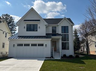 308 N Myrtle Ave, Elmhurst, IL 60126