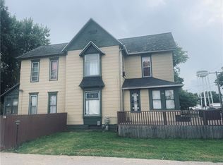 313 E Wait St, Cerro Gordo, IL 61818