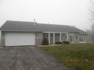 6102 Harvest Hill Ct, Waunakee, WI 53597