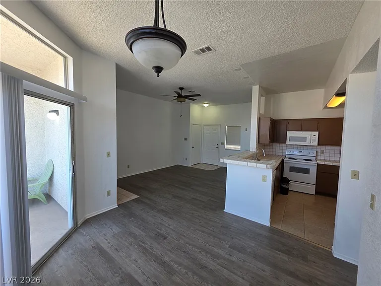 3150 Soft Breezes Dr #2166 — Photo 53