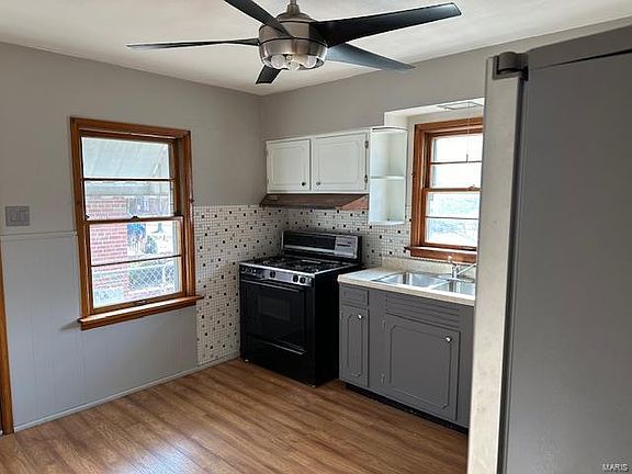 4th image of 6611 Marquette Ave