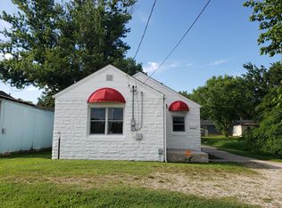1108 E Cleveland Avenue, Monett, MO 65708