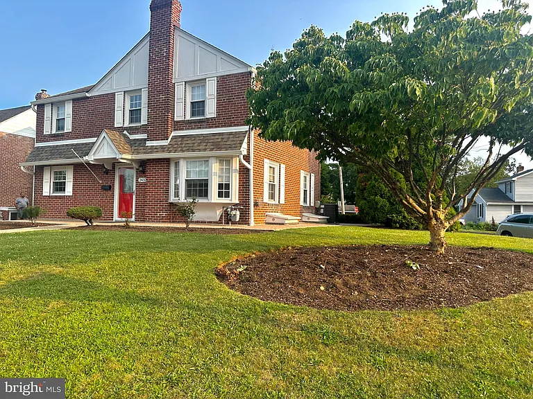 2432 W Chester Pike — Photo 2