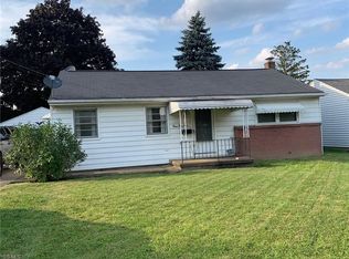 359 W Omar Ave, Struthers, OH 44471