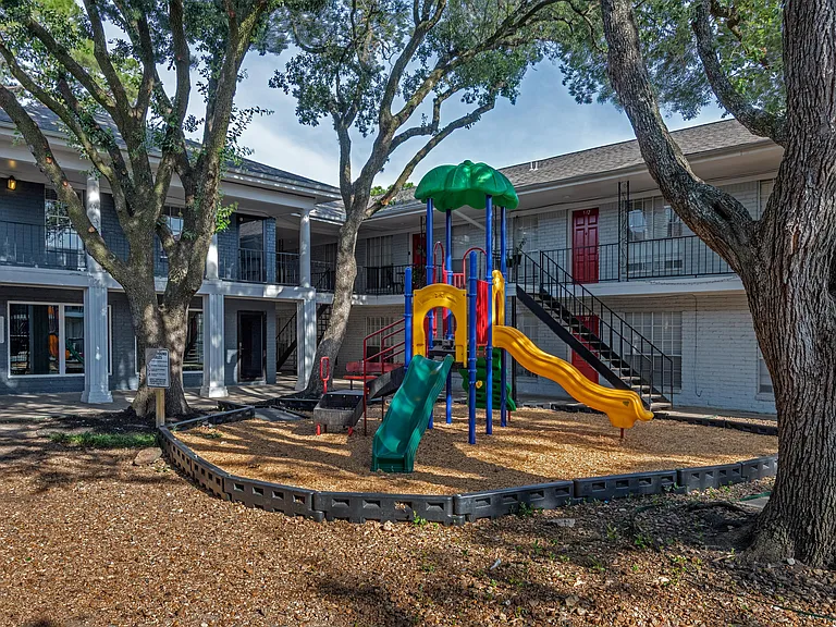3 Corners West — Photo 26