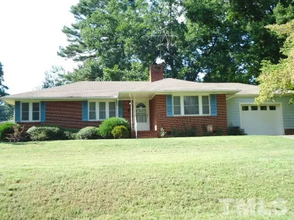 2111 Woodview Dr, Durham, NC 27704