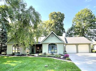 639 Wes Way, Sweetser, IN 46987