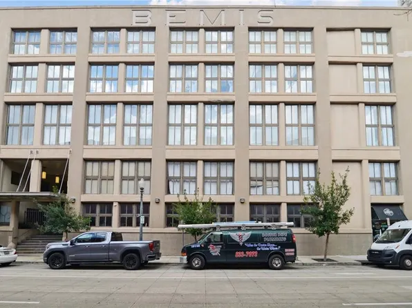 333 Julia St APT 407, New Orleans, LA 70130