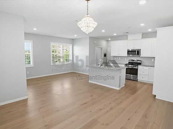 3rd image of 26425 Choral Ln