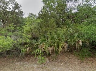 8272 N Maple Ave, Crystal River, FL 34428