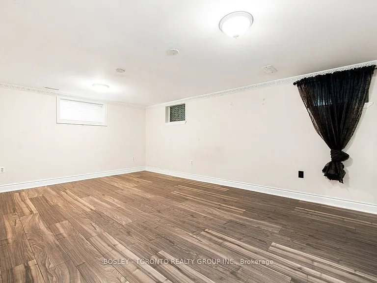 3 Timgren Dr #LOWER — Photo 19