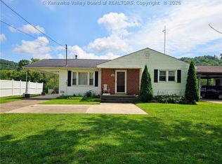 1608 Jefferson Blvd, Point Pleasant, WV 25550