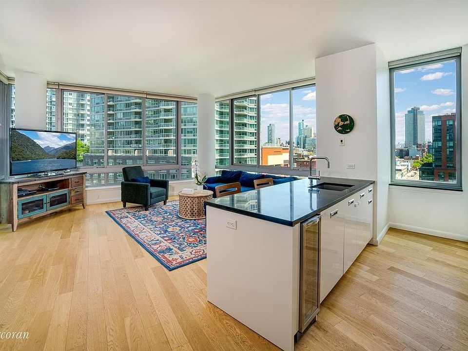1st image of 4630 Center Blvd APT 801